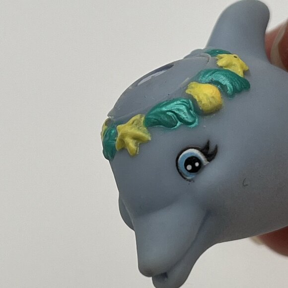 Littlest Pet Shop Sea World Dolly Dolphin On Her Dancing Waves 1995 LPS - Picture 6 of 11